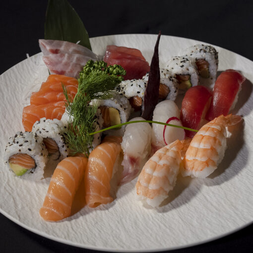 SUSHI E SASHIMI